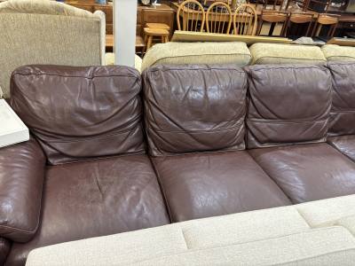 LEATHER 4 SEATER COUCH