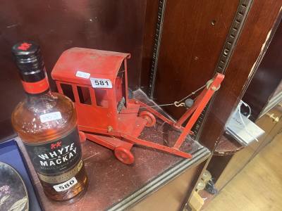 30'S TRIANG TINPLATE CRANE