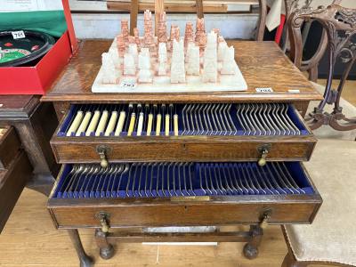OAK CANTEEN CUTLERY TABLE