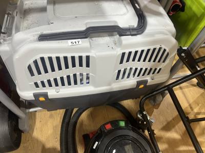 PET CARRIER