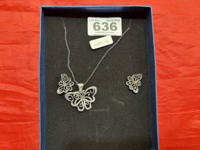 SILVER BUTTERFLY NECKLACE + EARRINGS