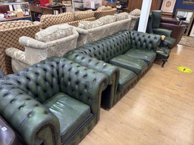 3 + 1 CHESTERFIELD SUITE