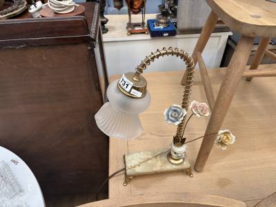 GILTED ANGLE LAMP