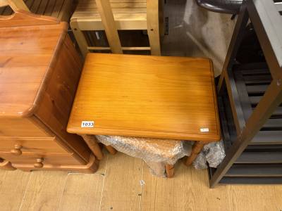 PINE TABLE NEST