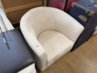 TUB CHAIR