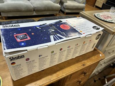 BOXED TELESCOPE