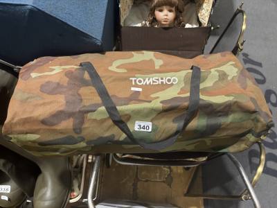 TOMSHAO 4 X CHILDRENS CHAIRS + TABLE