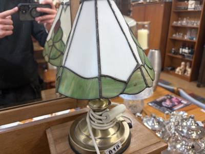 ELECTRIC TIFFANY TABLE LAMP