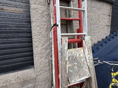 4 X LADDERS