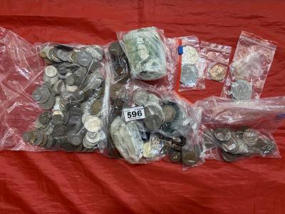 LOT OF COLLECTORS COINS