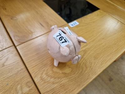CAST PIG