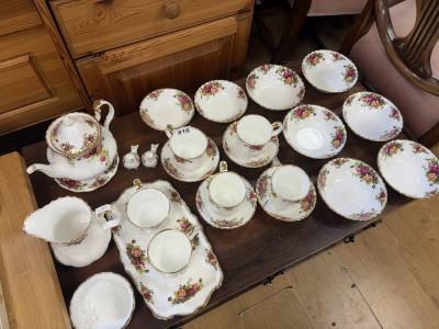 LOT OF ROYAL ALBERT COUNTRY ROSE