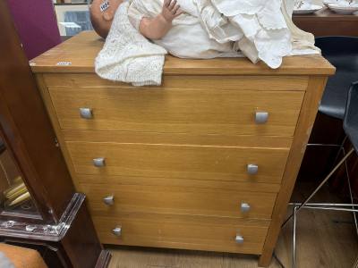 DRAWER CHEST