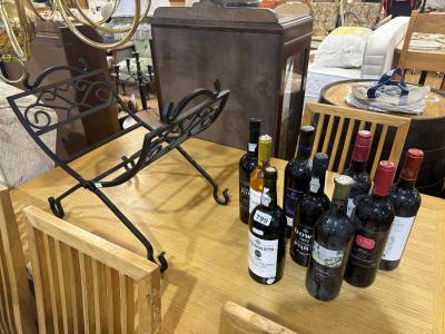 LOT OF WINE + LOG RACK
