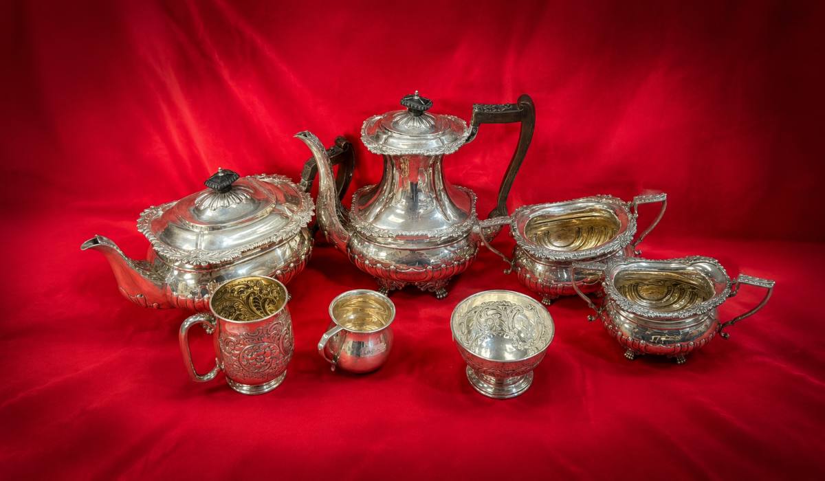 Antique Auction, Jun 4th, 5:00PM