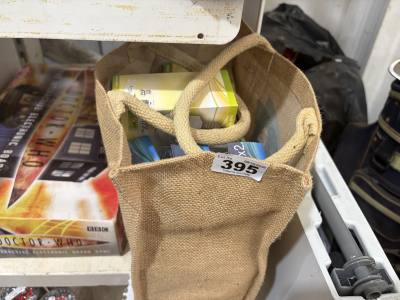 LOT OF LIGHT BULBS