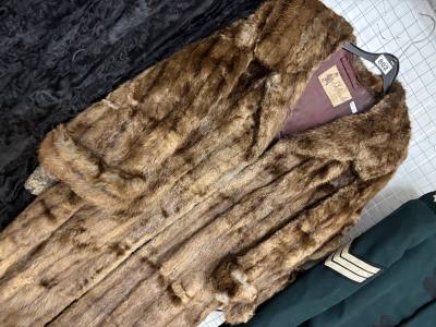 FUR COAT