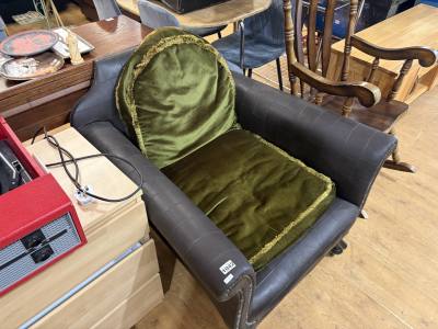 VICTORIAN FIRESIDE CHAIR