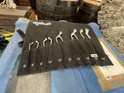 ROEBUCK WRENCH SET