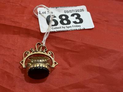 9CT GOLD SPINNER FOB PENDANT