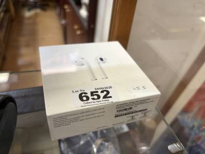 AIRPODS