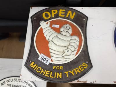 MICHELIN SIGN