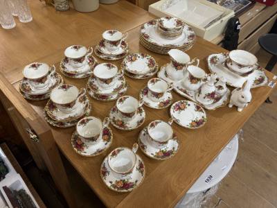 LOT OF ROYAL ALBERT COUNTRY ROSE CHINA