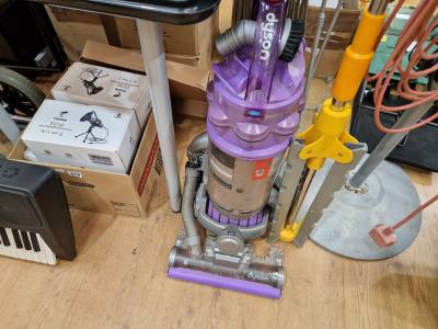 DYSON UPRIGHT VACUUM