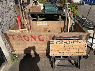 WOODEN TRAILER