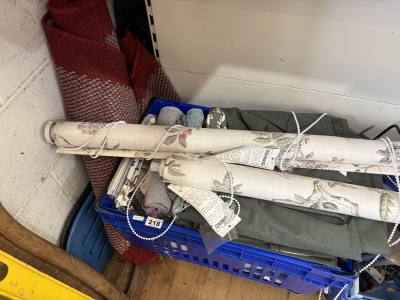 BOX OF CURTAINS + 2 X RUGS