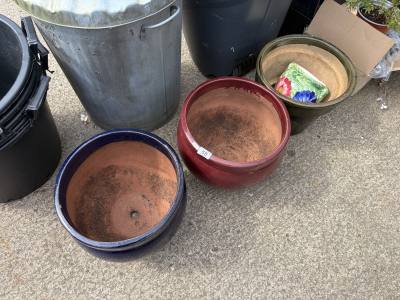 LOT OF PLANTERS