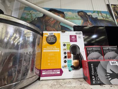 NESCAFE COFFEE MACHINE+ ACCESSORYS