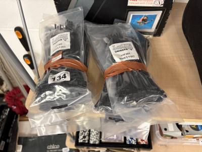 2 X LOTS OF ZIP TIES
