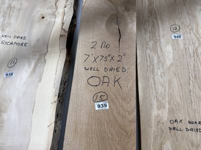 2 X PIECES OF DRIED OAK
