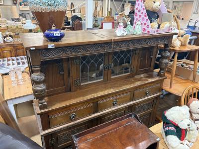 OLD CHARM DRESSER