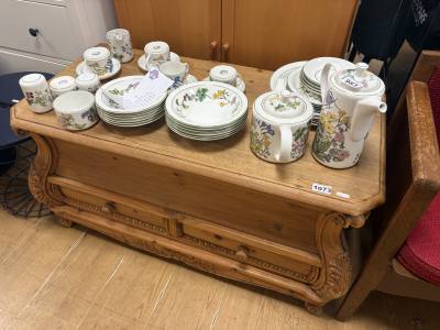 PINE BLANKET BOX