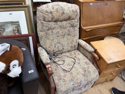 FABRIC ELECTRIC RECLINING CHAIR