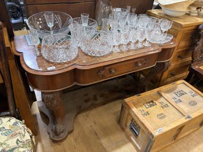 VICTORIAN HALL TABLE