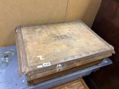 WOODEN BOX
