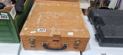 ARTIST BOX + EASEL