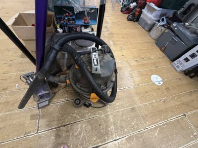 TITAN VACUUM