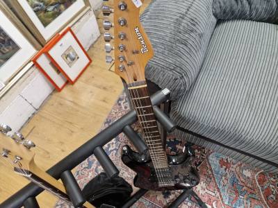 BENSON ELECTRIC GUITAR