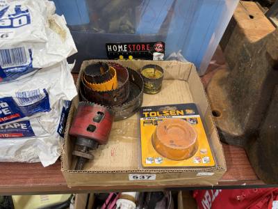 BOX OF HOLE SAWS