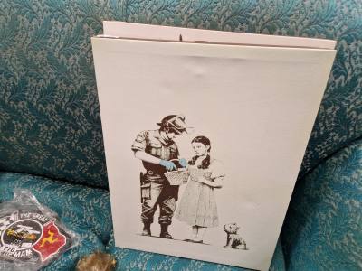 PAIR OF CANVAS PRINTS 