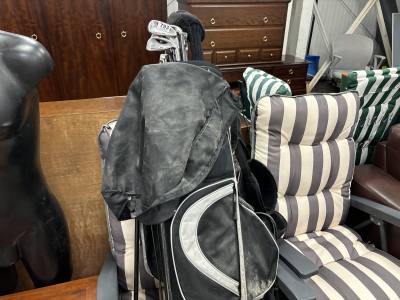 GOLF BAG + CLUBS