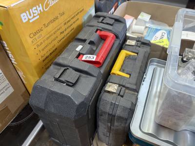 BATTERY DRILL + TOOL CASE