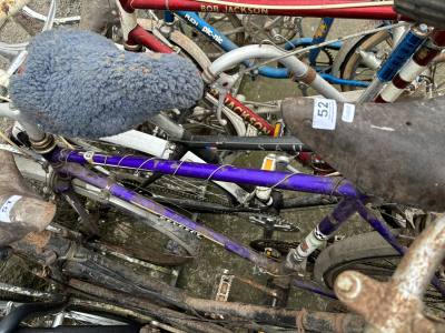 3 RACING BIKES