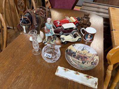 TABLE LOT