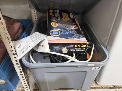 BOX OF ELECTRONICS + METAL DETECTOR