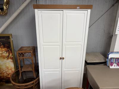 MODERN WARDROBE